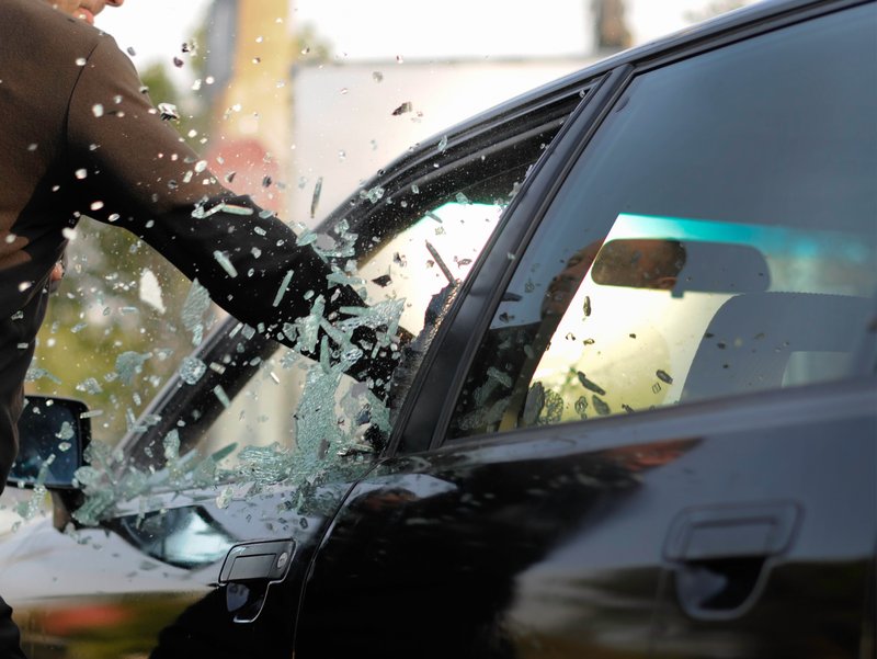 hitze-gefahr-auto.jpg Bild hitze-gefahr-auto.jpg